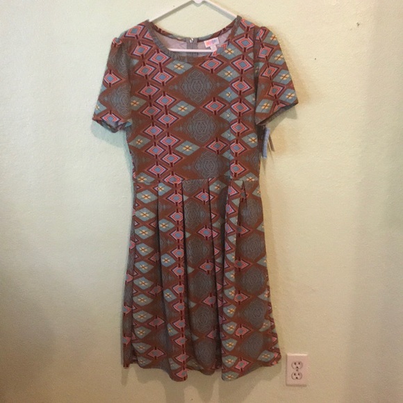 Lularoe Amelia xxl - Picture 1 of 5